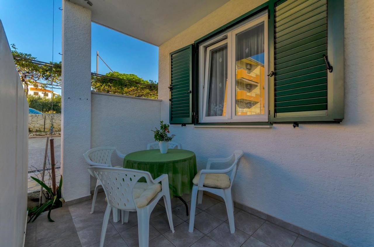 Apartments Mate Trogir Exteriör bild